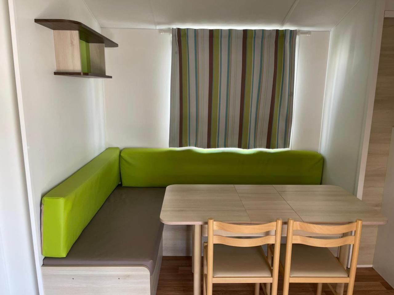 Bungalow Martins Nazare Land'S Hause 帕塔亚什 客房 照片